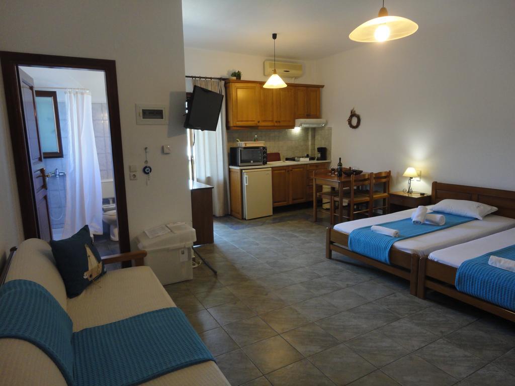 Melrose Aparthotel Скопелос Стая снимка