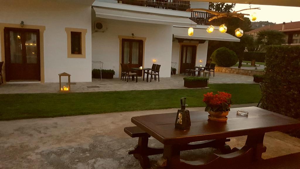 Melrose Aparthotel Скопелос Екстериор снимка