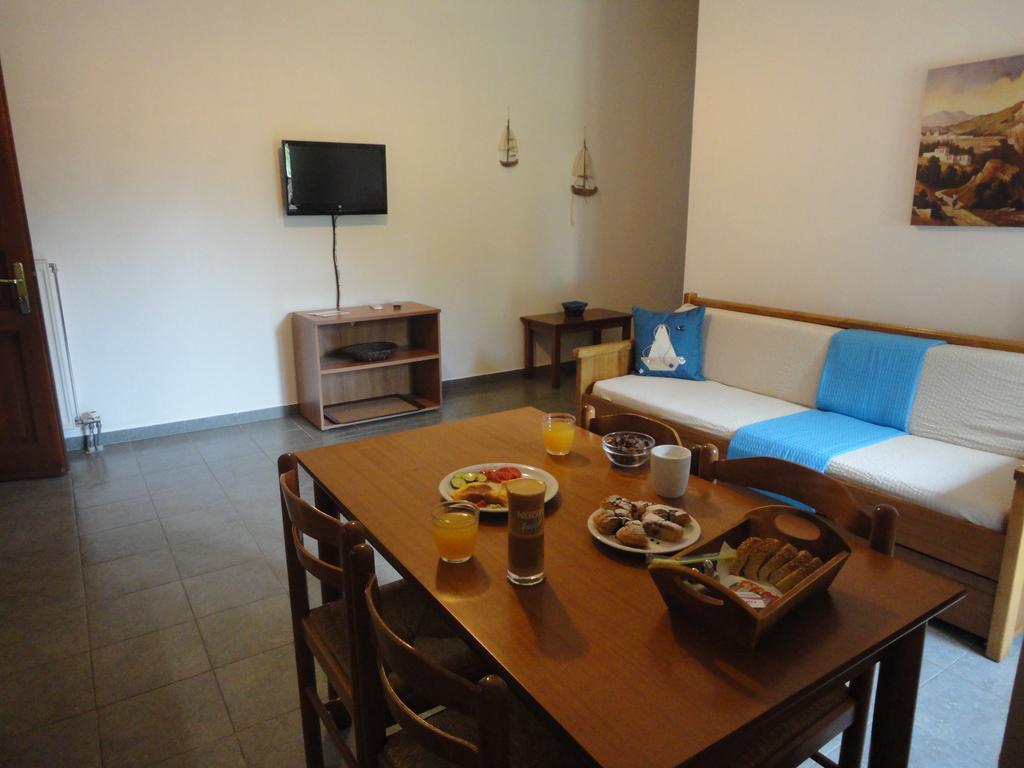 Melrose Aparthotel Скопелос Екстериор снимка